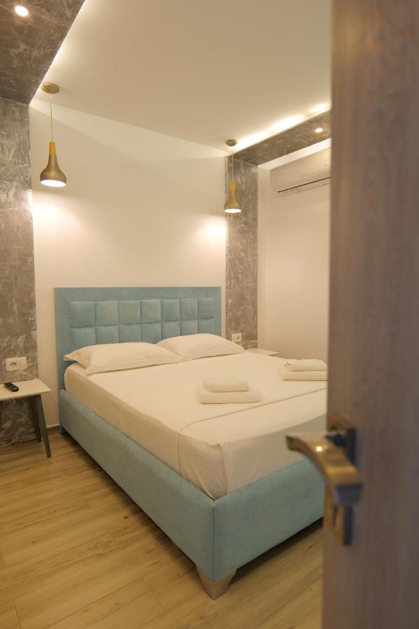 Kuburi Hotel Εξαμίλιο Εξωτερικό φωτογραφία