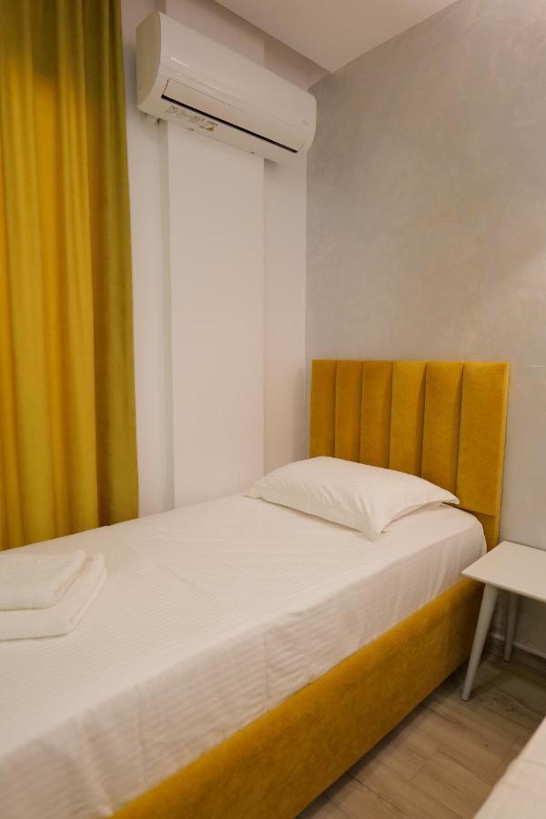 Kuburi Hotel Εξαμίλιο Εξωτερικό φωτογραφία